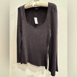 Banana Republic Ribbed Long Sleeve Knit Sweater. NWT. Size  Medium